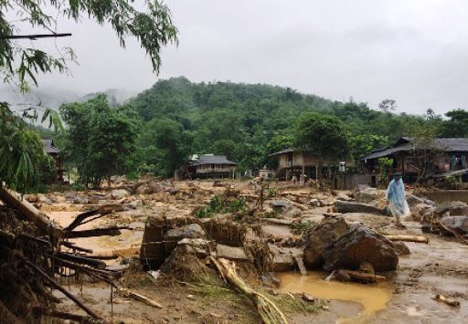 Dự báo thời tiết ngày và đêm nay (18/10): Trung Bộ tiếp tục mưa lớn Dự báo thời tiết ngày và đêm nay (18/10): Bắc Bộ trời lạnh, Trung Bộ tiếp tục mưa lớn