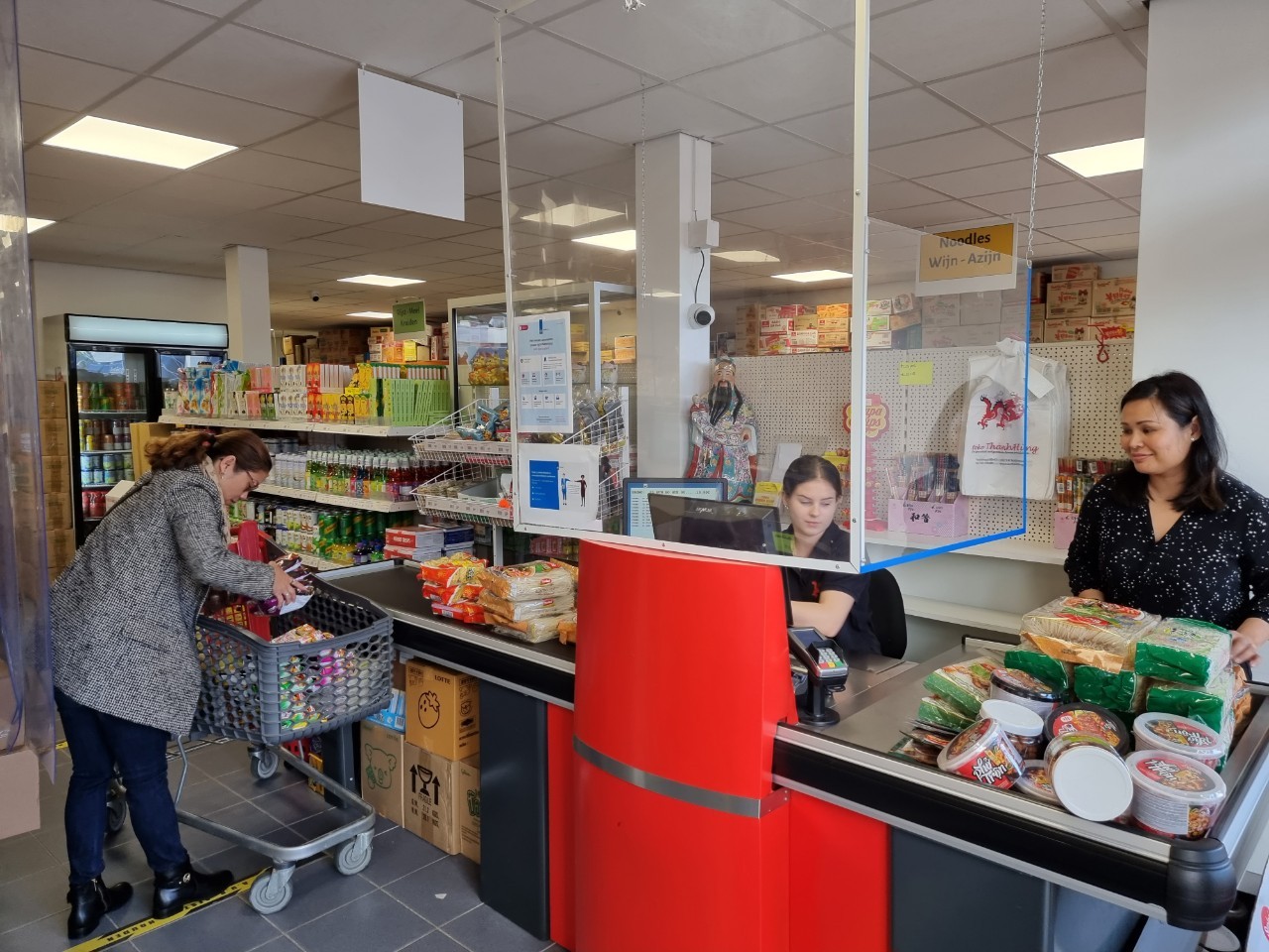 Tuần hàng Việt Nam tại Hà Lan: Thúc đẩy tiêu dùng hàng Việt, nâng cao thương hiệu quốc gia Tuần hàng Việt Nam tại Hà Lan: Thúc đẩy tiêu dùng hàng Việt, nâng cao thương hiệu quốc gia