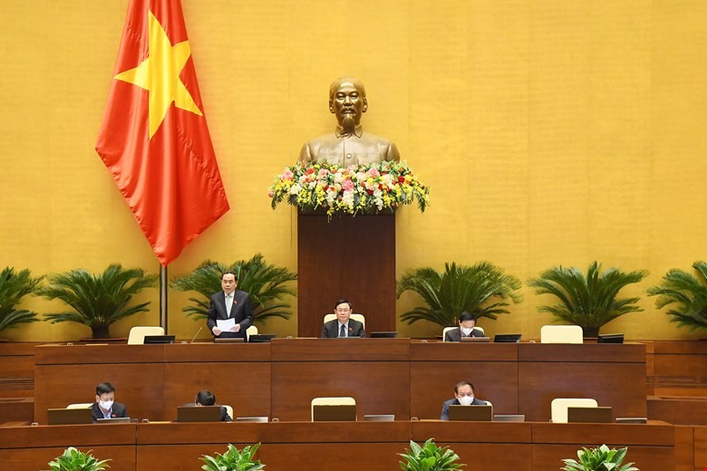 Sửa đổi Luật Thi đua, khen thưởng: Cần thực chất, đơn giản và cụ thể hơn Sửa đổi Luật Thi đua, khen thưởng: Cần thực chất, đơn giản và cụ thể hơn