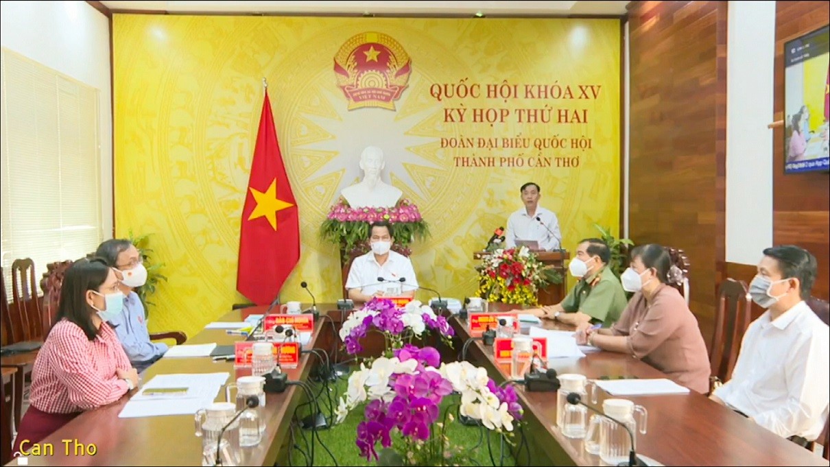 Sửa đổi Luật Thi đua, khen thưởng: Cần thực chất, đơn giản và cụ thể hơn Sửa đổi Luật Thi đua, khen thưởng: Cần thực chất, đơn giản và cụ thể hơn