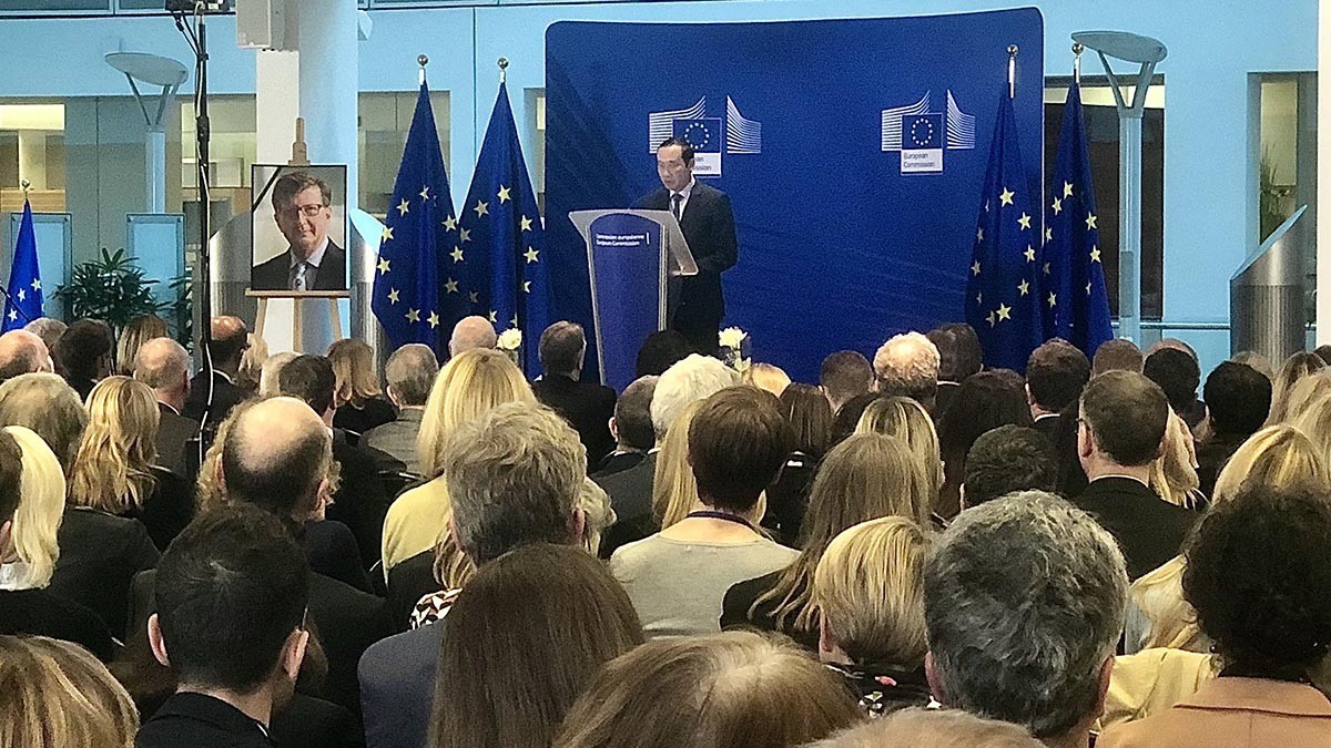 Đại sứ Nguyễn Văn Thảo dự lễ tưởng niệm cựu Trưởng đoàn đàm phán EVFTA