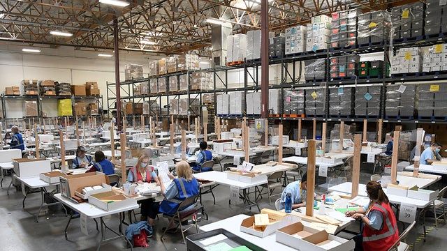 cap nhat bau cu my 2020 vao hoi gay can ong biden gianh 264 phieu dai cu tri ong trump co the loi nguoc dong