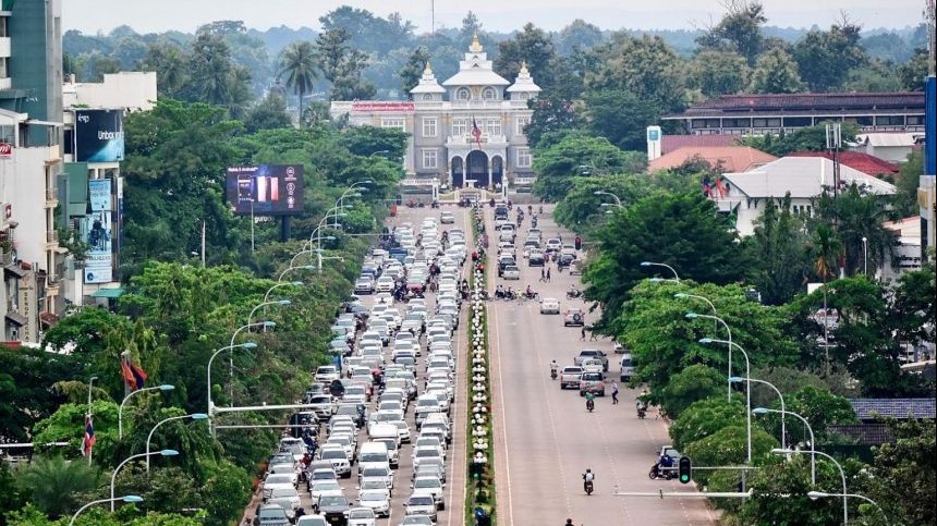 Covid-19: Số ca cộng đồng tại Lào tăng trở lại, Malaysia chấp nhận khách nhập cảnh tiêm vaccine Ấn Độ