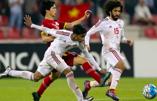 Công Phượng lọt vào nhóm 10 cầu thủ làm rạng danh bóng đá châu Á