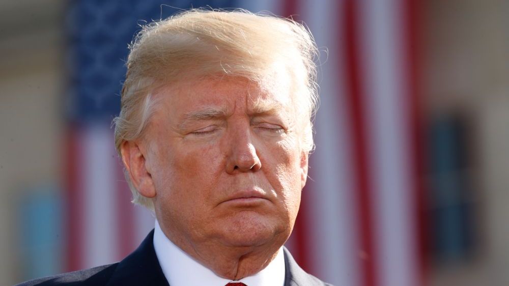 Ông Trump ngày càng bị 'cô lập' những ngày cuối nhiệm kỳ