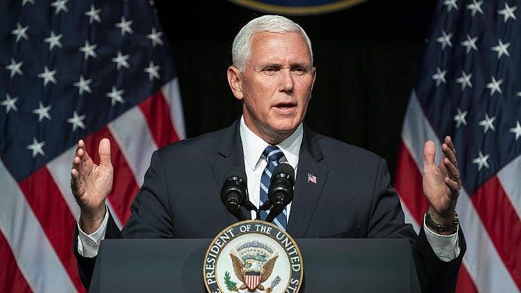 Ông Pence nhắc nhở ông Biden luôn 'cảnh giác' với Trung Quốc Ông Pence nhắc nhở ông Biden luôn 'cảnh giác' với Trung Quốc
