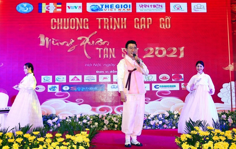 Gặp gỡ Mừng Xuân Tân Sửu tại Hà Nội: Đậm sắc màu giao lưu văn hóa Việt – Hàn Gặp gỡ Mừng Xuân Tân Sửu tại Hà Nội: Đậm sắc màu giao lưu văn hóa Việt – Hàn