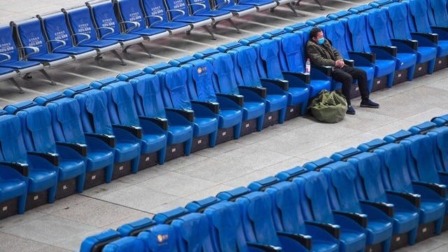 Trung Quốc kêu gọi người dân đón Tết qua mạng, 'ở đâu, yên đó'