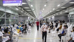 Tương lai du lịch Thái Lan 'ảm đạm' vì biến thể Omicron