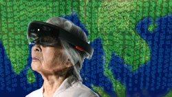 Khi bậc cao niên châu Á mê kỹ thuật số