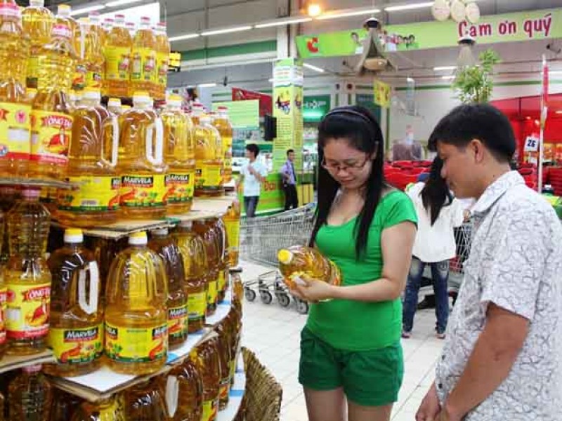 Người Việt tiết kiệm hơn nhưng lại chịu chi hơn