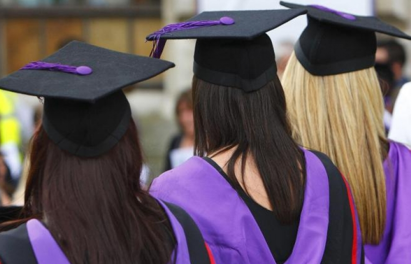 Anh xem xét điều chỉnh học phí đại học