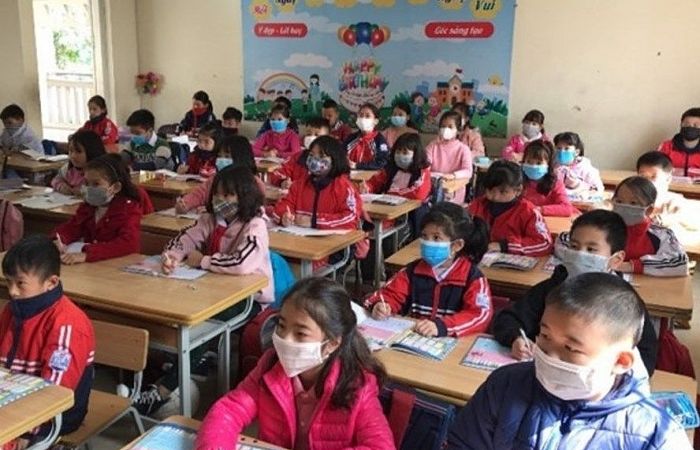 Chiều 21/2, Hà Nội sẽ quyết định học sinh đi học hay nghỉ tiếp