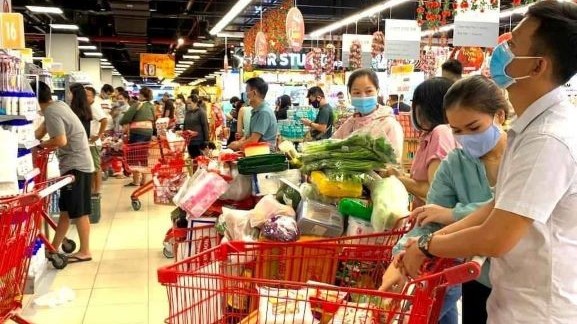 Doanh thu bán lẻ hàng hóa và dịch vụ tiêu dùng tăng vì sức mua hàng Tết 2021