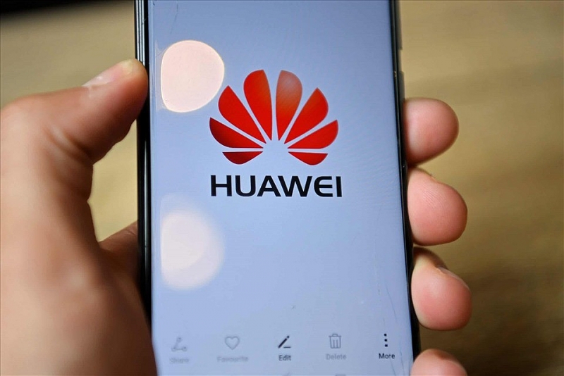 Nhận tài trợ từ Huawei, Canada bị dư luận chỉ trích Nhận tài trợ từ Huawei, Canada bị dư luận chỉ trích