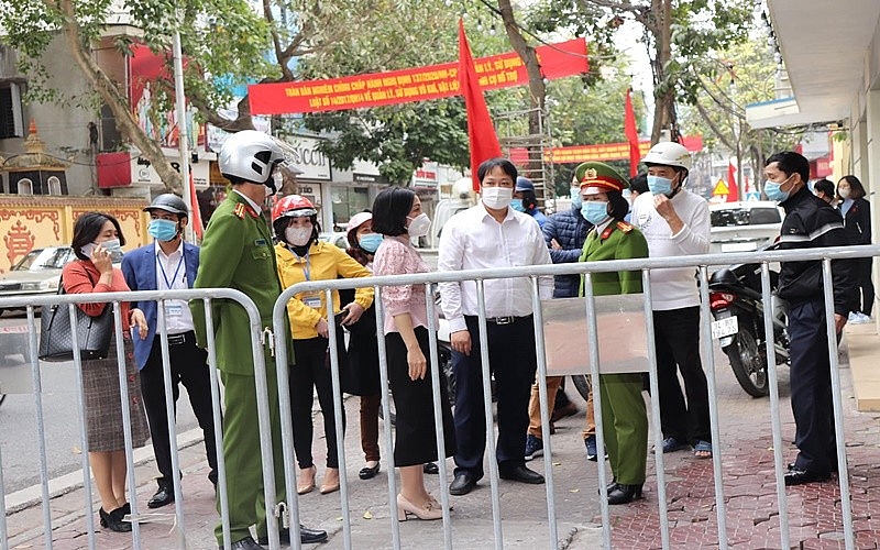 Hải Dương chỉ thị cài Bluezone và khai báo y tế điện tử, cấp bách chống dịch Hải Dương chỉ thị cài Bluezone và khai báo y tế điện tử, cấp bách chống dịch