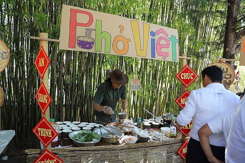 Đài ABC (Australia) ca ngợi ý nghĩa đoàn viên của Tết cổ truyền Việt Nam