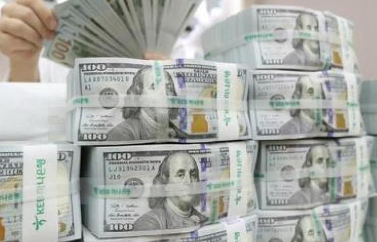 Thâm hụt ngân sách Mỹ tăng lên mức kỷ lục