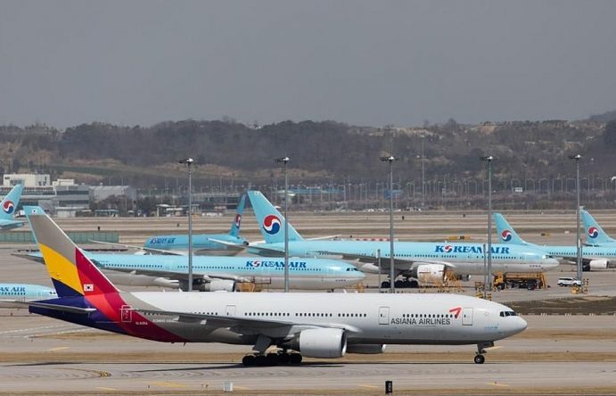 Ngành hàng không toàn cầu “khốn đốn” vì dịch Covid-19