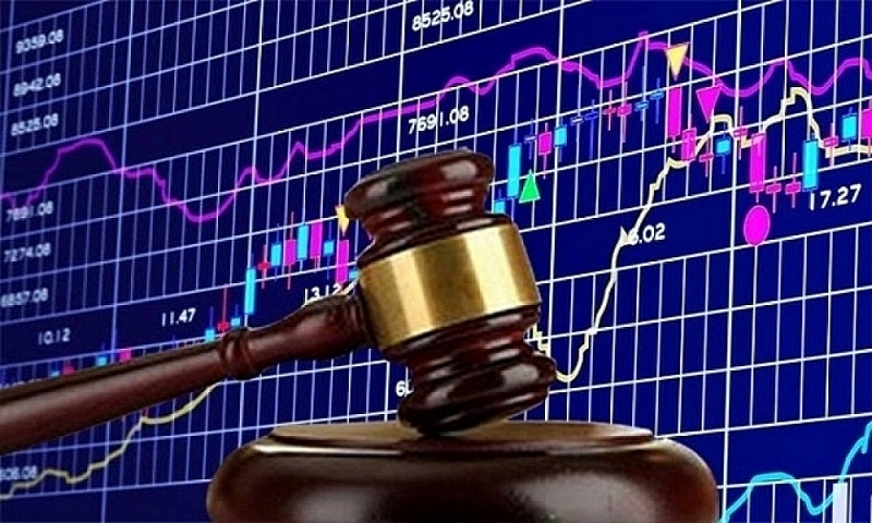 Hàng loạt cá nhân bị Ủy ban Chứng khoán Nhà nước phạt tiền Hàng loạt cá nhân bị Ủy ban Chứng khoán Nhà nước phạt tiền