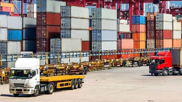 Nhập siêu bất ngờ giảm so với cùng kỳ, trăn trở nỗi lo về xuất nhập khẩu