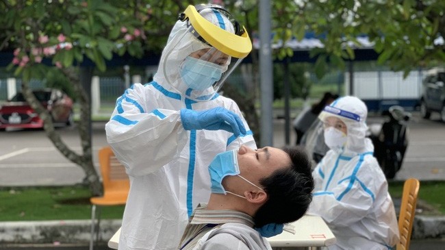 Covid-19 ngày 17/4: Ca mắc mới thấp nhất sau 2 tháng, gần 6.000 ca khỏi bệnh