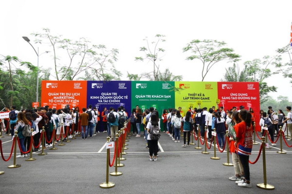 trai nghiem phong cach hoc tap anh quoc ngay tai viet nam