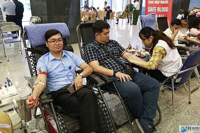 Vận động hiến máu tình nguyện đảm bảo nguồn cung máu giữa đại dịch Covid-19 van dong hien mau tinh nguyen dam bao nguon cung mau giua dai dich covid 19