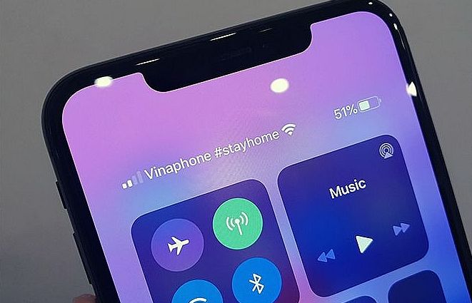 Các nhà mạng đồng loạt đổi tên nhắc nhở người dân 'Hãy ở nhà'