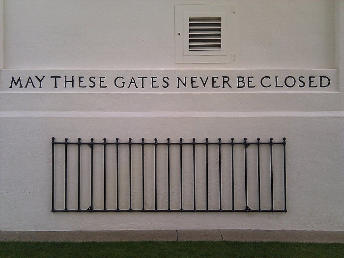 Canada cân nhắc đóng cửa biên giới với Mỹ để phòng dịch Covid-19 canada can nhac dong cua bien gioi voi my de phong dich covid 19