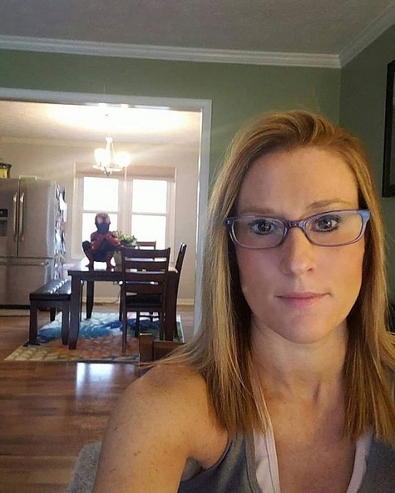 nhung cau chuyen cach ly tai nha sieu hai huoc giua mua dich