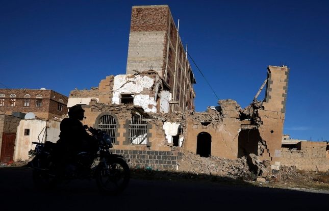 Yemen: Houthi kết án tử hình 4 phóng viên làm gián điệp cho Saudi Arabia