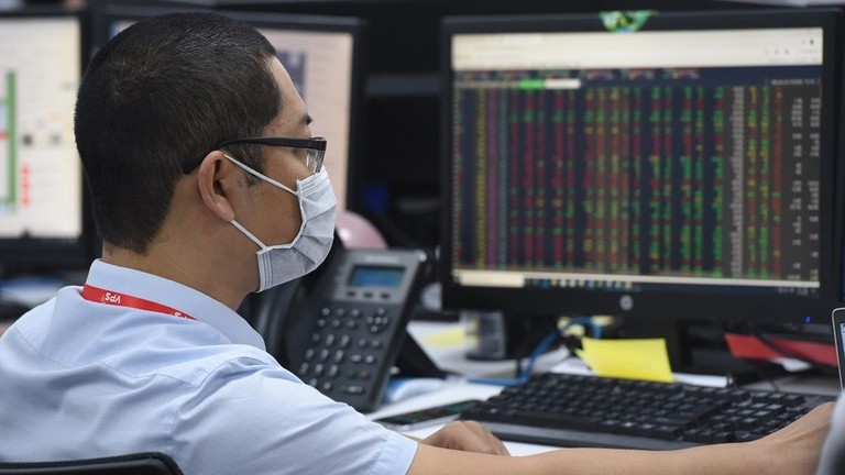 Nhận định thị trường chứng khoán ngày 9/4 - Điều chỉnh để gia tăng tỷ trọng?