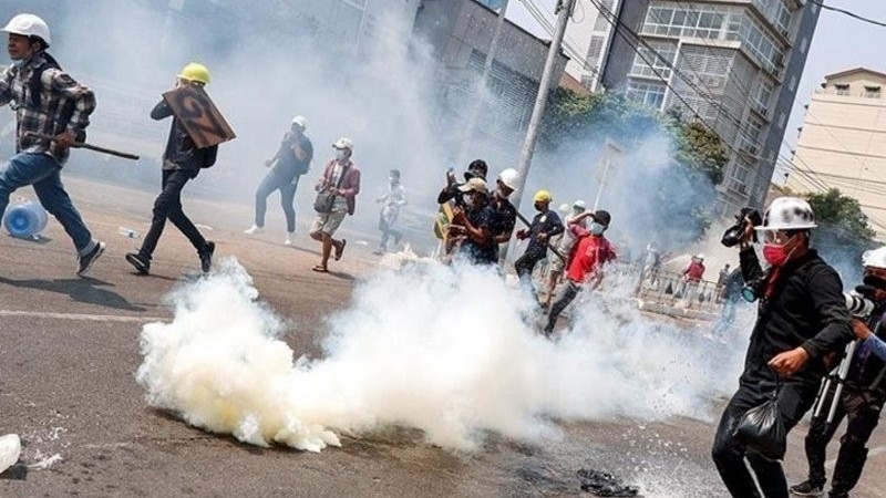 Tình hình Myanmar: Hơn 700 người thiệt mạng, quân đội khôi phục án tử hình