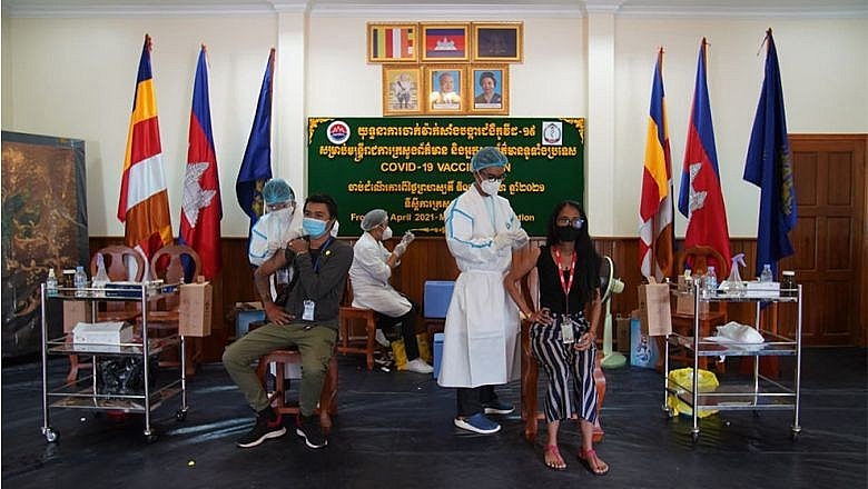 WHO cảnh báo Campuchia đang đứng bên bờ vực thảm kịch Covid-19 WHO cảnh báo Campuchia đang đứng bên bờ vực thảm kịch Covid-19