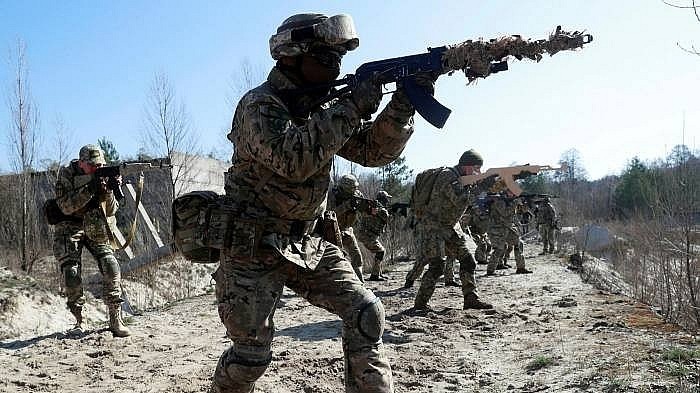 Mỹ, NATO 'nóng như lửa đốt', lo giữ chốt an toàn cho 'quả lựu đạn' Nga-Ukraine