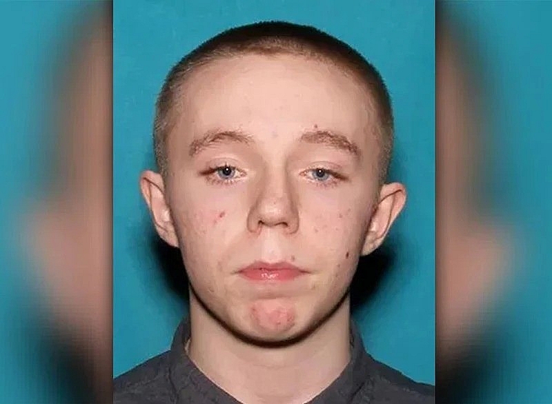 Brandon Hole, 19 tuổi, từng làm nhân viên tại cơ sở chuyển phát FedEx năm 2020. (Nguồn: Sở cảnh sát Indianapolis) Brandon Hole, 19 tuổi, từng làm nhân viên tại cơ sở chuyển phát FedEx năm 2020. (Nguồn: Sở cảnh sát Indianapolis)