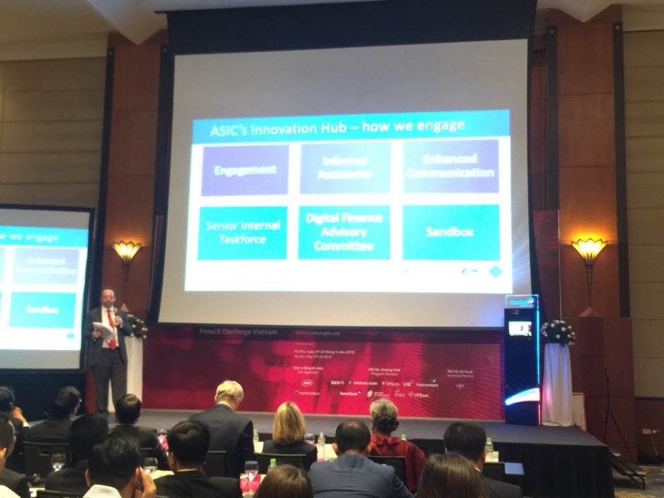 Khai mạc Diễn đàn Công nghệ Tài chính Việt Nam năm 2018 khai mac dien dan cong nghe tai chinh viet nam nam 2018