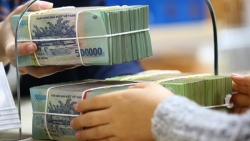 Ngân hàng sẵn tiền cho doanh nghiệp vay, nhưng gỡ nút thắt tiếp cận vốn như thế nào?