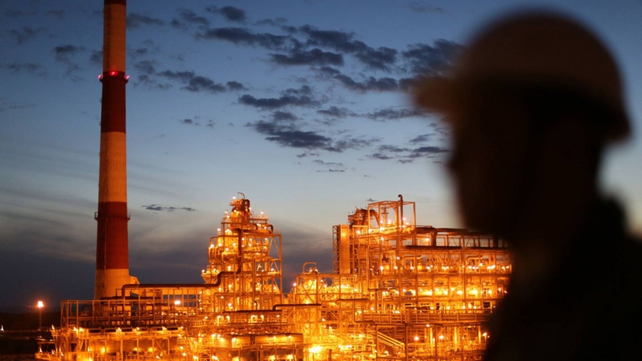 Vì sao Nhật Bản chưa thể 'dứt tình' với dầu mỏ Nga?