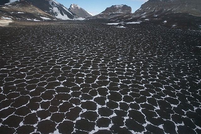 noi kho can nhat trai dat khong co mua suot hang trieu nam