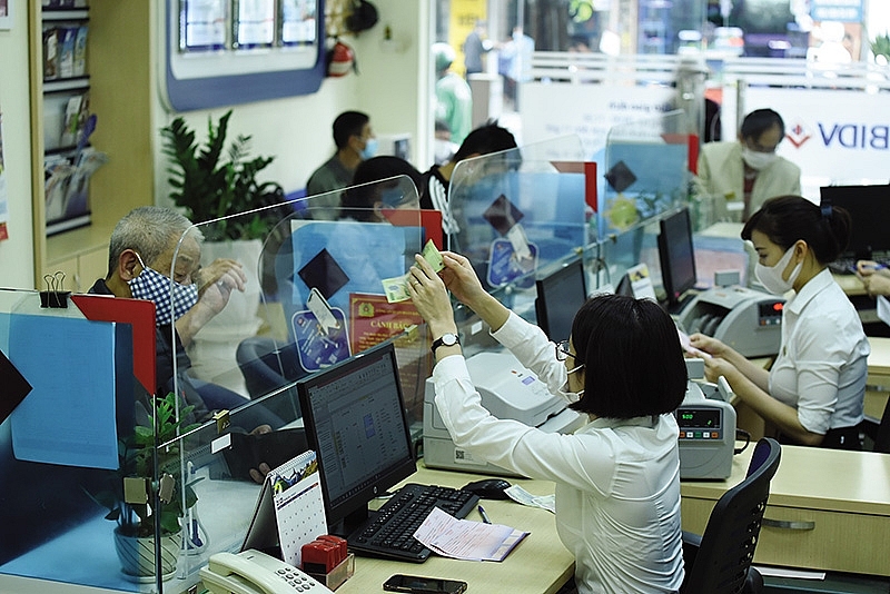 Ngân hàng nườm nượp nộp đơn xin nới room, nắn vốn vào sản xuất