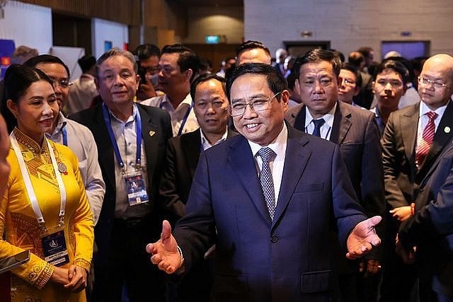 Việt Nam tự tin xây dựng nền kinh tế độc lập, tự chủ và hội nhập sâu rộng, thực chất, hiệu quả