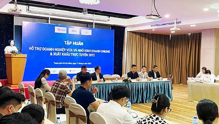 Hỗ trợ doanh nghiệp vừa và nhỏ kinh doanh online và xuất khẩu trực tuyến Hỗ trợ doanh nghiệp vừa và nhỏ kinh doanh online và xuất khẩu trực tuyến
