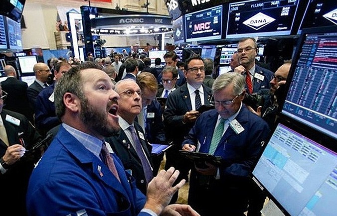 Chứng khoán Mỹ thăng hoa trong phiên cuối tuần