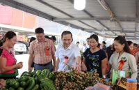 tuan hang dac san dong thap tai tp ho chi minh