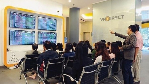 Nhiều công ty chứng khoán tiếp tục gặp lỗi hệ thống, HOSE và FPT sẽ khắc phục thế nào?