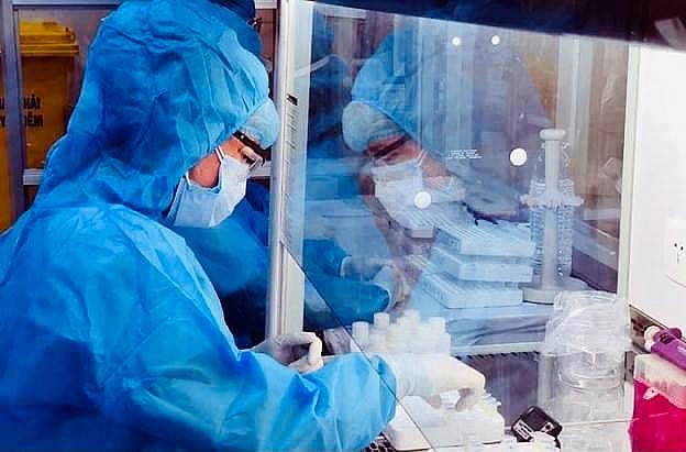 Tối 25/7: Thêm 3.552 ca mắc Covid-19, TP. Hồ Chí Minh 2.227 ca, tổng ca trong ngày 7.531 Tối 25/7: Thêm 3.552 ca mắc Covid-19, TP. Hồ Chí Minh 2.227 ca, tổng ca trong ngày 7.531