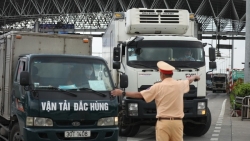 Bộ Công Thương đề xuất nới lỏng danh mục 'hàng hóa thiết yếu'