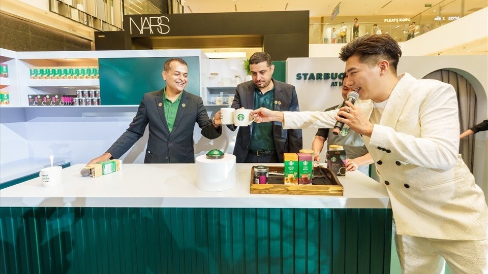 Nestlé và Starbucks hợp tác ra mắt cà phê hòa tan cao cấp mới tại Việt Nam